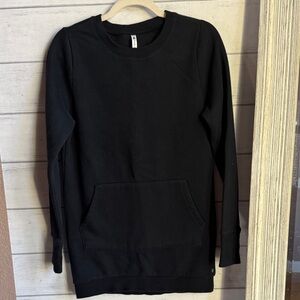 Fabletics Black Fleece Crewneck Sweater